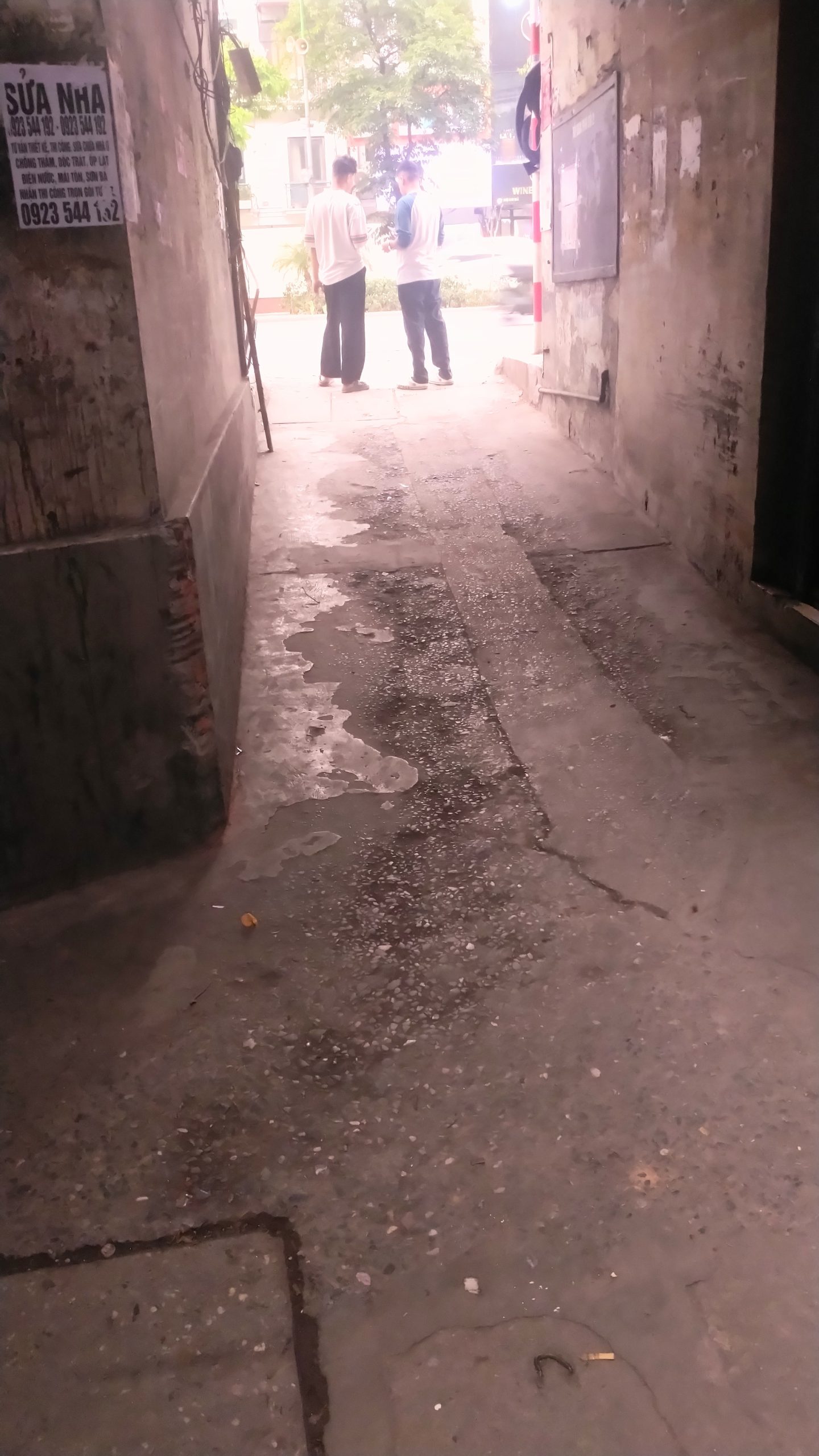 Bán nhà riêng phố kim mã 75m2x3 tầng,mt 6,7m chào giá 8 tỷ có thương lượng,miễn trung gian