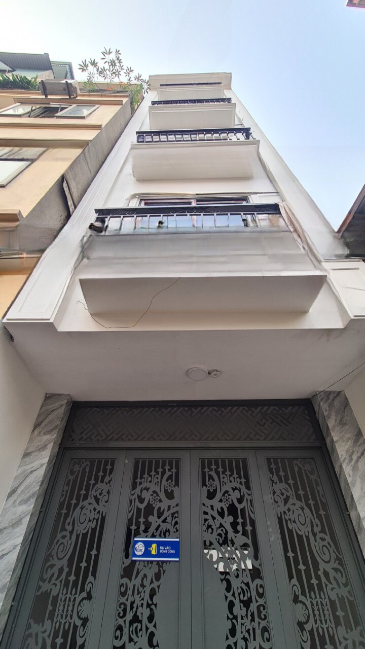 MINH KHAI - ĐỐI DIỆN CỔNG TIMES - TÒA CĂN HỘ CCMN DÒNG TIỀN GẦN 600/NĂM - SỔ NỞ HẬU - THANG MÁY