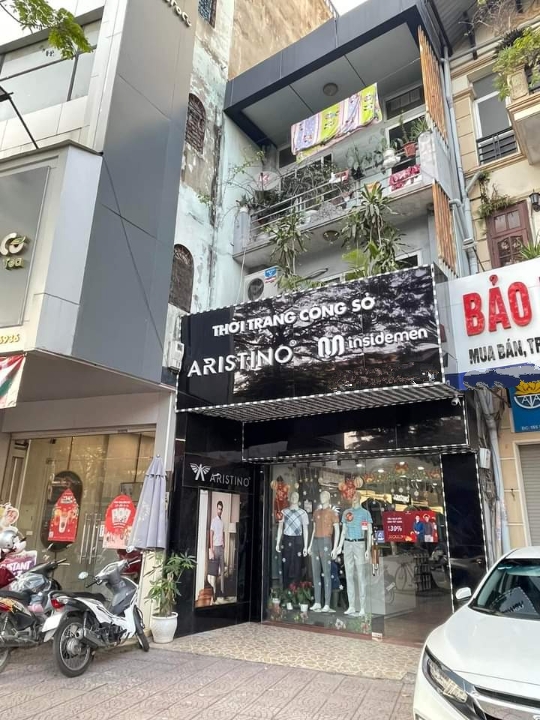 Bán nhà mặt phố Yên Lãng 41m2 MT 4m vỉa hè đá bóng 17.5 tỷ