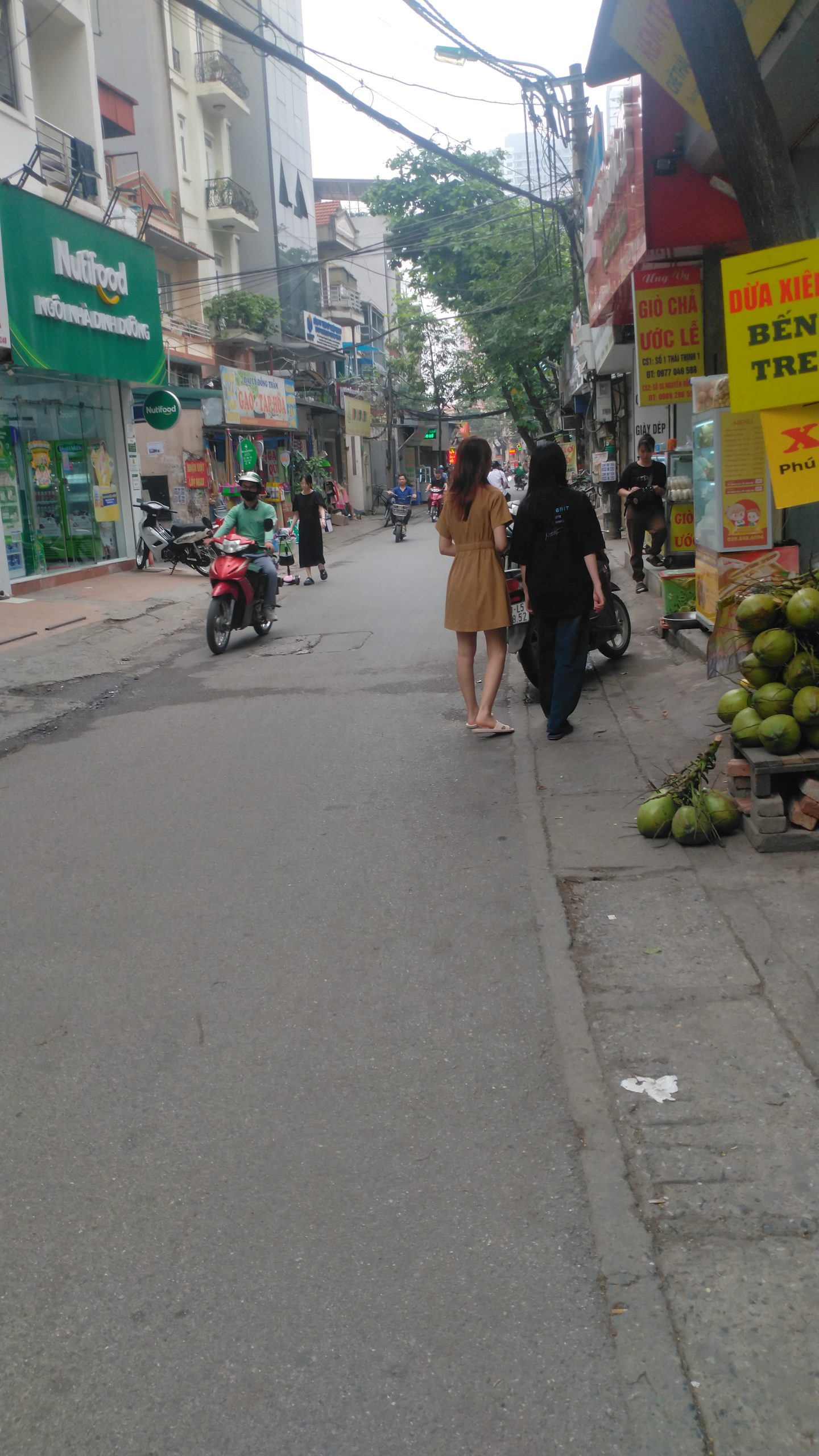 Bán nhà mặt phố hàm nghi 140m2x4 tầng,mt 5m,vỉa hè,ô tô tránh kinh doanh tấp nập chào giá 30.8 tỷ có thương lượng