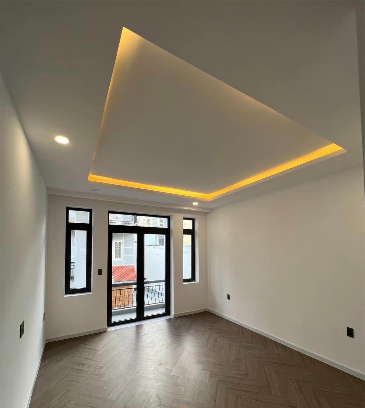 BÁN NHANH NHÀ QUẬN 7 TRẦN XUÂN SOẠN 2.8 TỶ