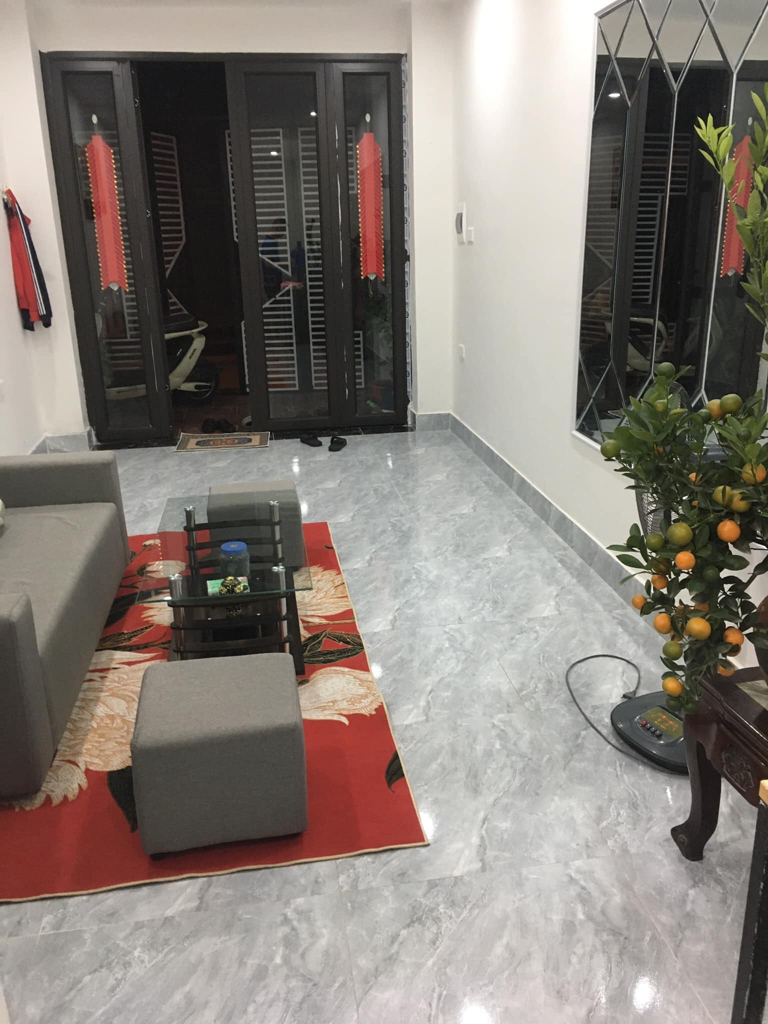 SIÊU PHẨM NGUYỄN ĐỨC CẢNH- CHỈ 2.2 TỶ - KINH DOANH TỐT-Ô TÔ 7 CHỖ ĐỖ CỬA-DÂN TRÍ CAO-GIAO THÔNG THUẬN LỢI