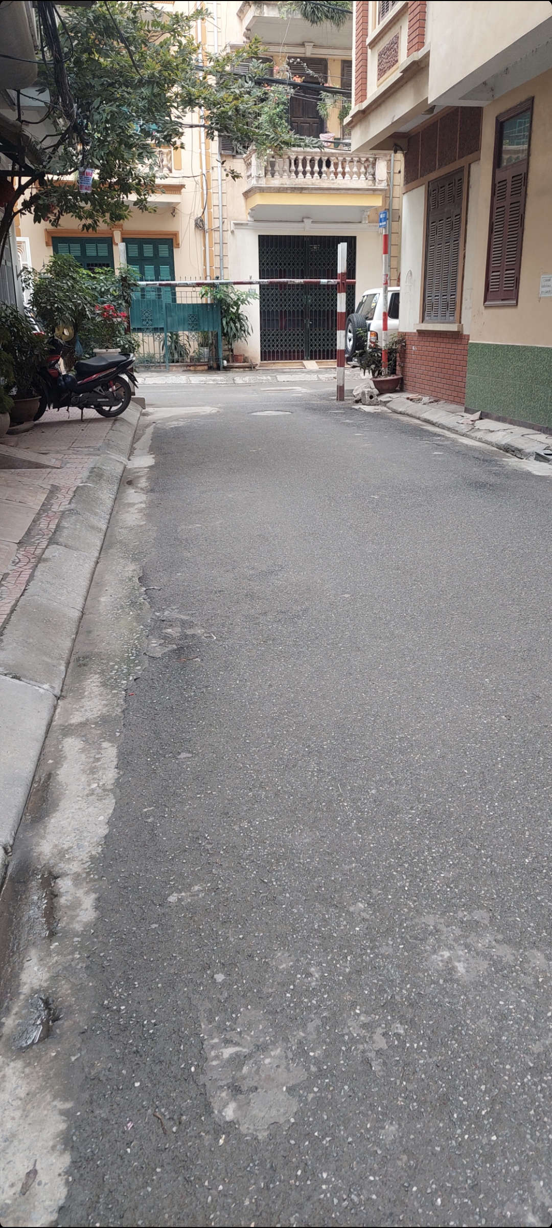 Phố Võ Chí Công Quận Tây Hồ Đất Thổ Cư DT 240m2 Mặt Tiền Khủng 15m Giá 60 Tỷ Đầu Tư Xây Tòa Văn Phòng