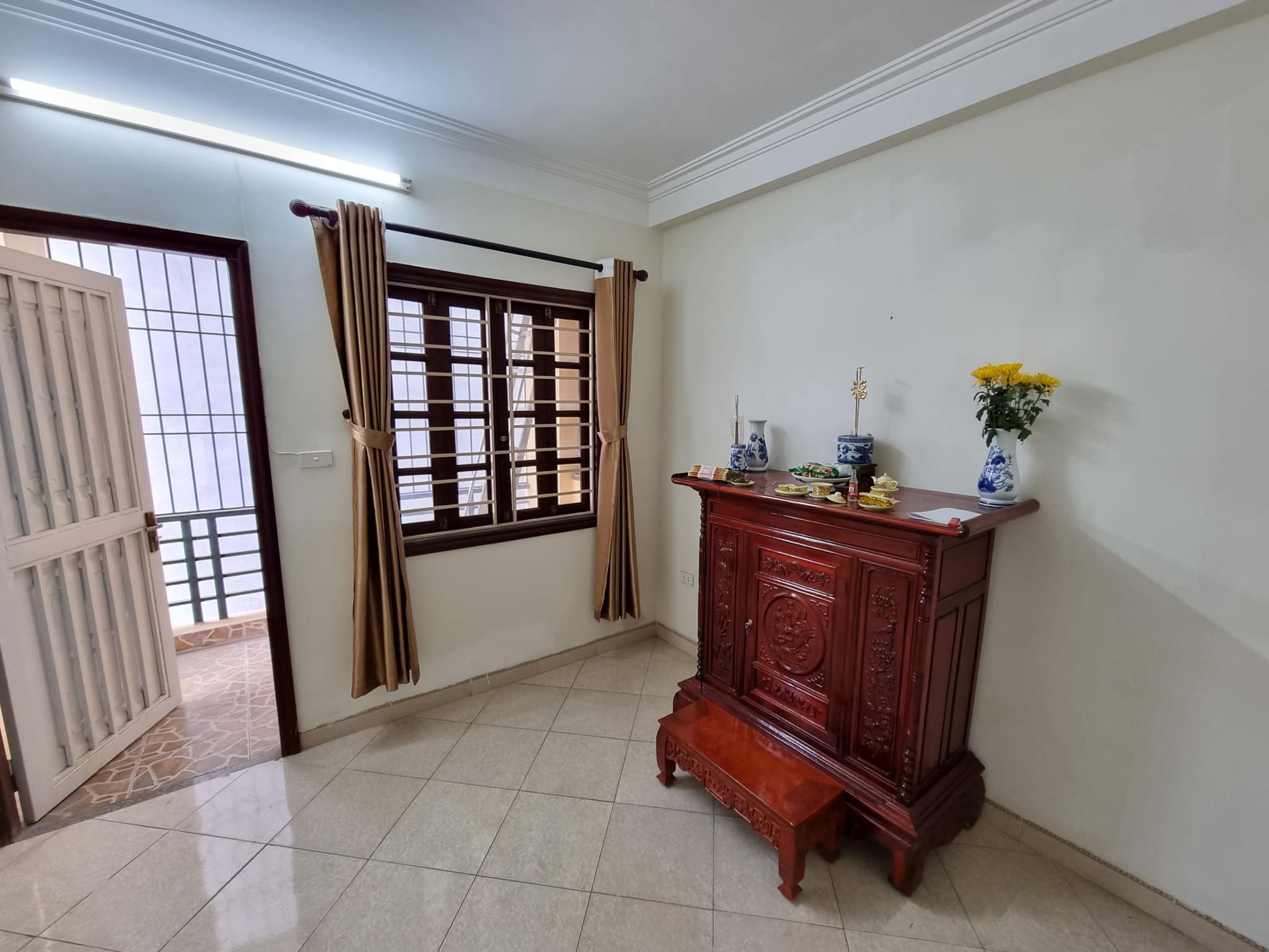 CHỈ VỚI 3.95 TỶ CÓ NGAY MỘT CĂN 6 TẦNG TO ĐẸP - 3 NGỦ ĐẦY ĐỦ CÔNG NĂNG - SỔ ĐỎ CHÍNH CHỦ