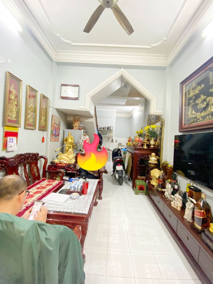 Lô góc Quan Nhân 40m2 x 4T, taxi qua nhà, chỉ 4,5 tỷ.