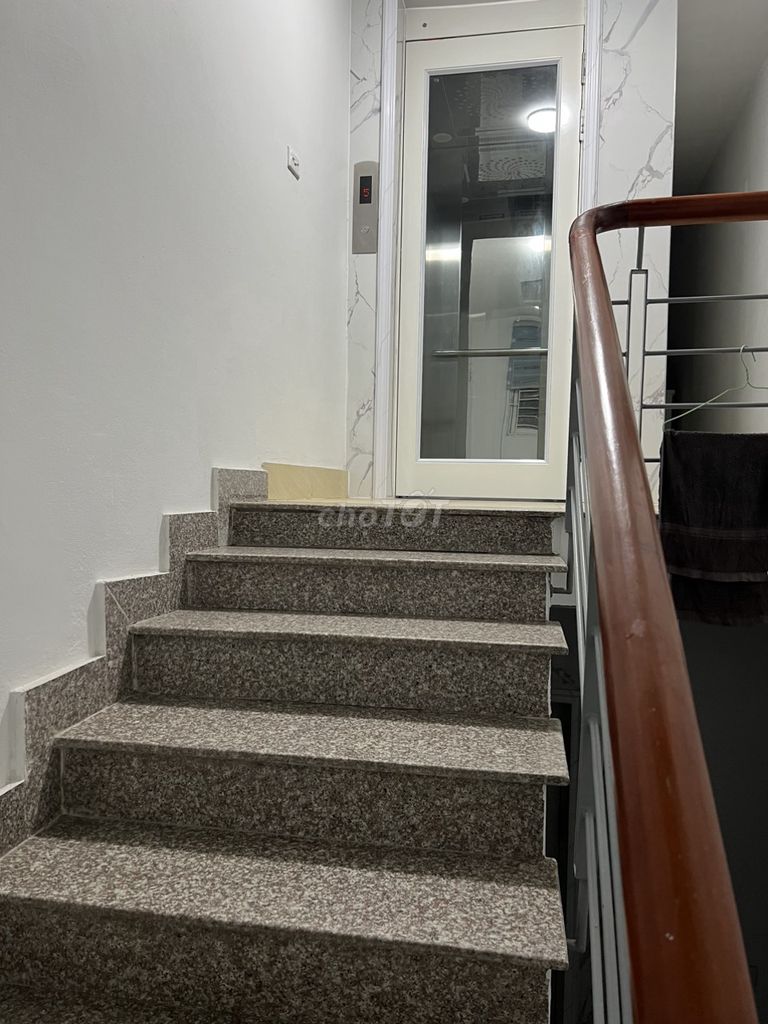 MẶT PHỐ HOÀNG HOA THÁM – BA ĐÌNH, DT45M2, MT6, 7T, GIÁ 15.3 TỶ