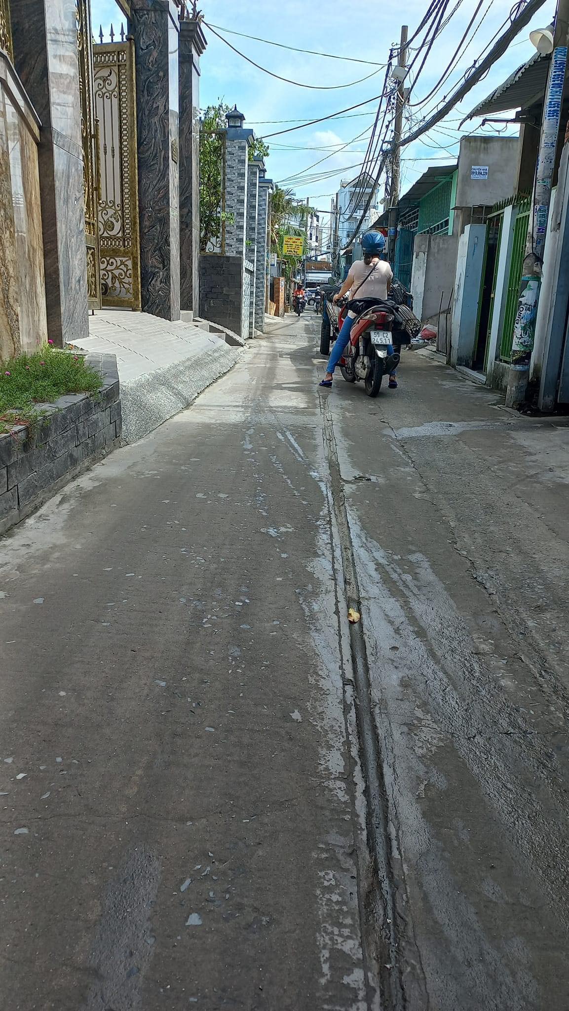 BÁN CĂN HỘ DỊCH VỤ 120m2 11 PHÒNG KHÉP KÍN HUỲNH TẤN PHÁT QUẬN 7 CHỈ VỚI 12 TỶ