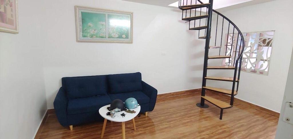 Cần bán nhà tập thể Nghĩa Tân Cầu Giấy.