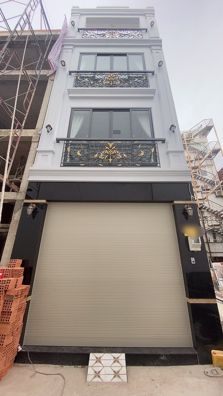 Bán Nhà Hẻm Xe Hơi Nguyễn Thượng Hiền Q. Bình Thạnh, 60m2, 4 Tầng 4PN 4WC