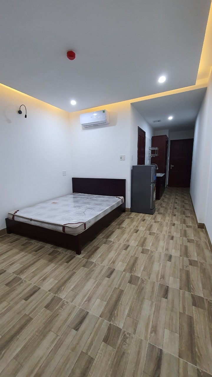 Bán Toà Chung Cư thang máy, Quận Hải Châu. Nhà 9 tầng, DT 90 m2. Đường Ô tô tránh. Gần Sân bay Đà Nẵng. Chỉ 13 tỷ.