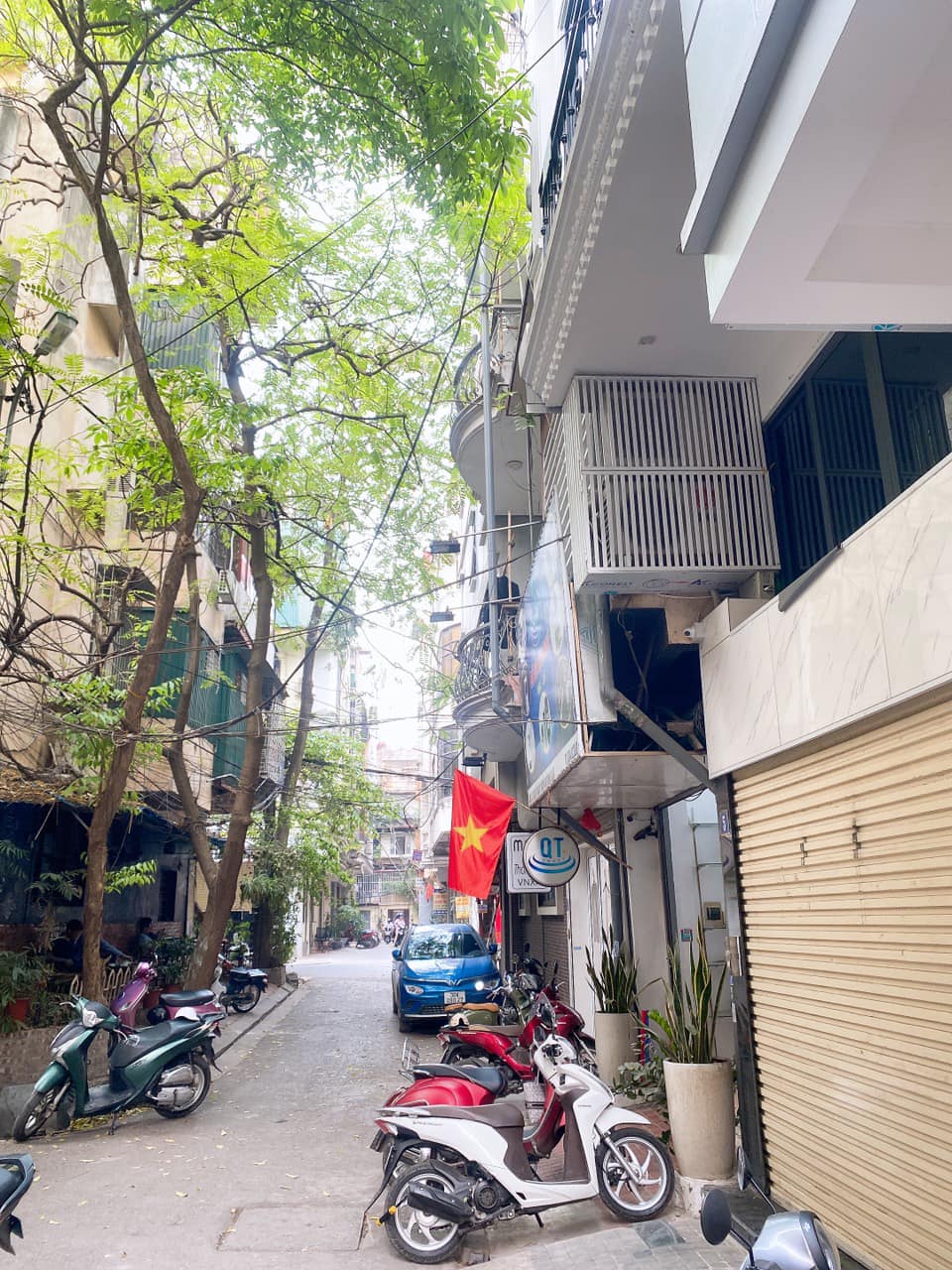 Bán Nhà Huỳnh Thúc Kháng_KD Sầm Uất Ngày Đêm_CaFe Cực Vip_Vỉa Hè Oto TRánh Đỗ_Đẹp Ở Luôn