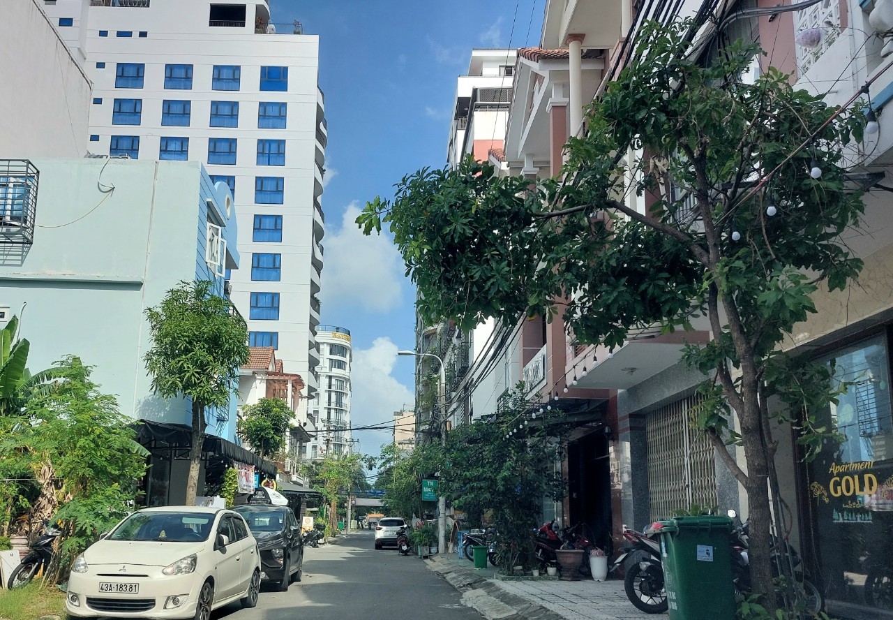 Chủ cần bán tòa căn hộ Khu Phố Tây ngay Đường Đỗ Bá. Mỹ An. Quận Ngũ Hành Sơn. 5 tầng