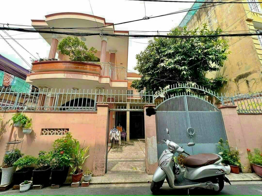 Bán nhà hẻm xe hơi đường Nguyễn Cửu Đàm, P. Tân Sơn Nhì, Q.Tân Phú TP.HCM