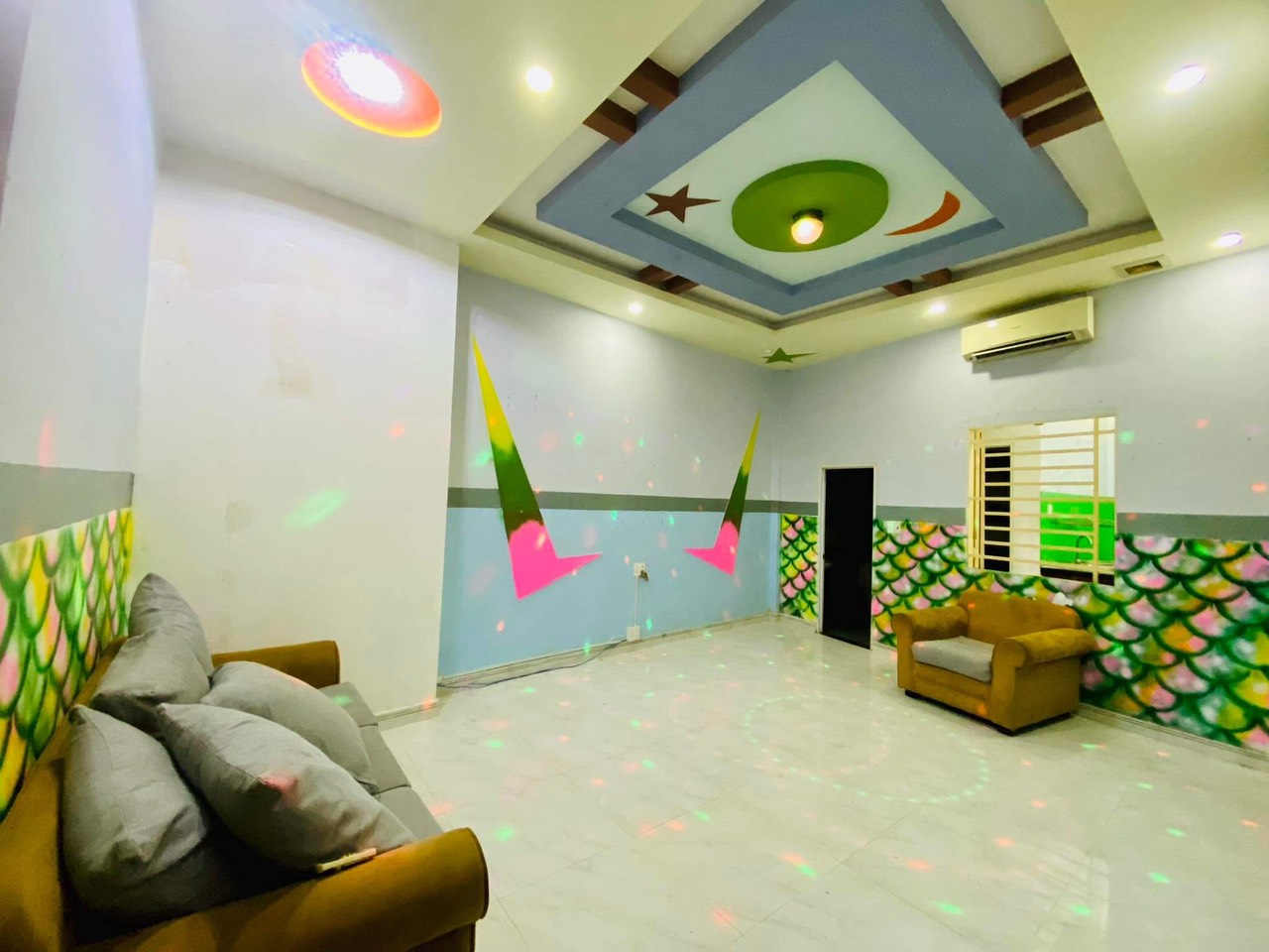 Bán nhà, HXH, Hoàng Hoa Thám, Phường 5, Bình Thạnh, 4 tầng, 64m2, Giá 7 tỷ 8, TL