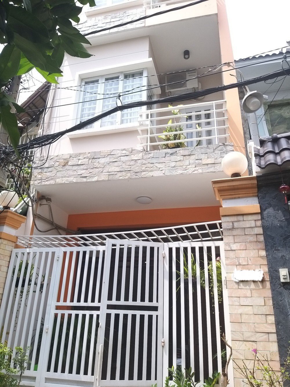 Bán nhà 1 sẹc HXH 6M Thoại Ngọc Hầu, Q.Tân Phú, 82m2(4x20.5), 4 TẦNG