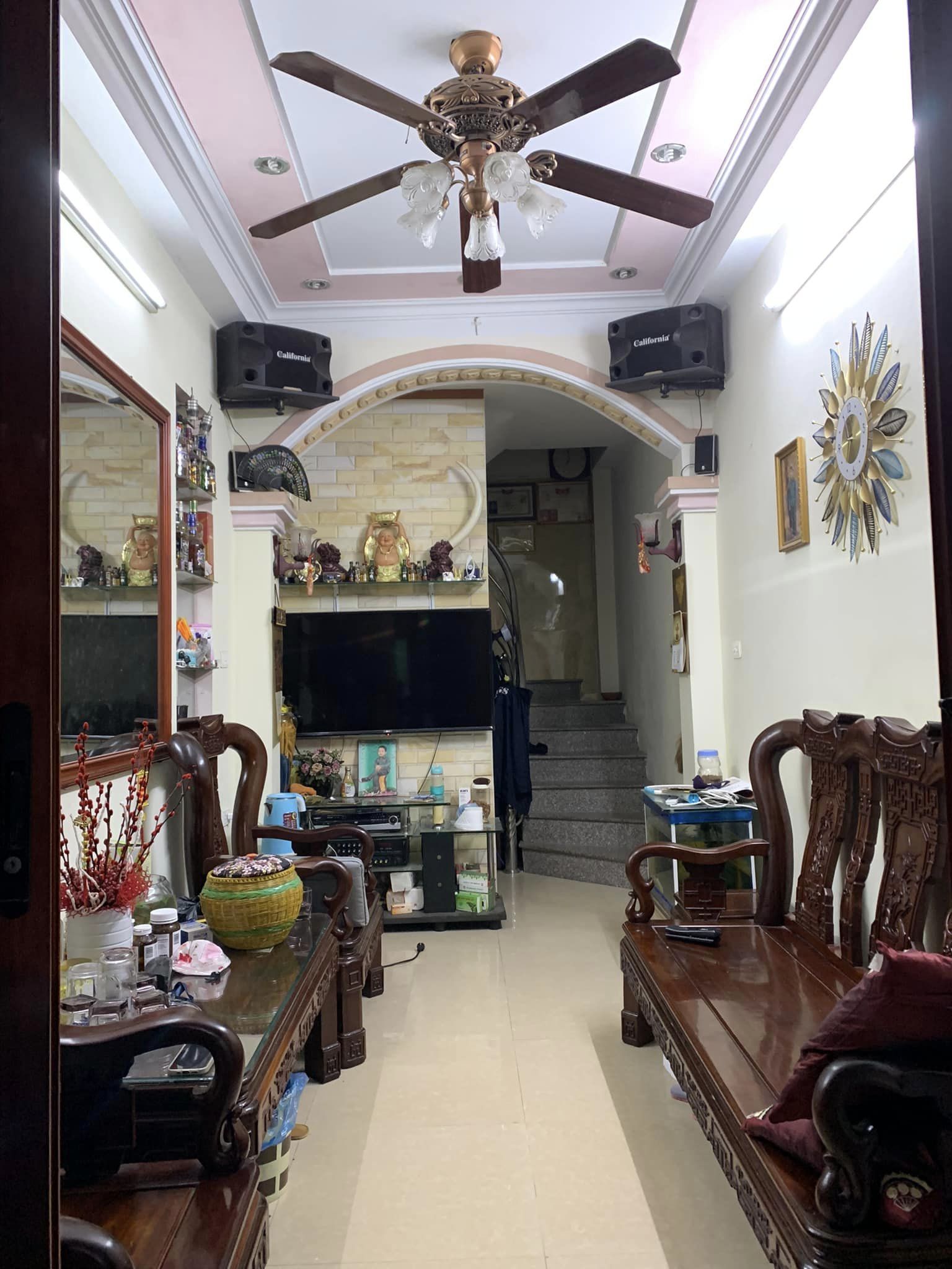 Bán nhà Lê Trọng Tấn Hà Đông 40m2x5T, KINH DOANH, PHÂN LÔ chỉ hơn 4 tỷ