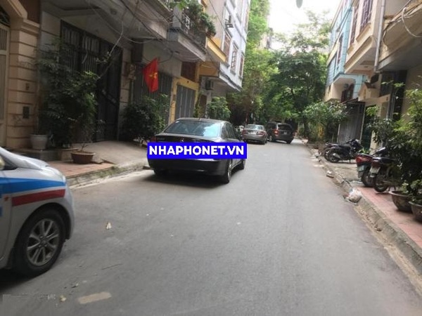 Khi mua bán nhà ngõ 36 Hoàng Ngọc Phách, bạn có thể tận dụng cho cả các mục đích kinh doanh ban-nha-ngo-36-hoang-ngoc-phach-dong-da-ha-noi-2