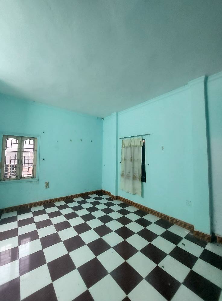 Bán nhà lô góc phố Bạch Mai ,Quận Hai Bà Trưng, 4 tầng .Giá 3,35 tỷ.