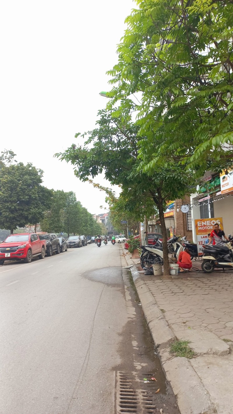 Bán nhà riêng phố Hạ Đình, ô tô 7 chỗ vào nhà, ra Hồ 20m. LH: Địa Thủy Sư Trần Thọ