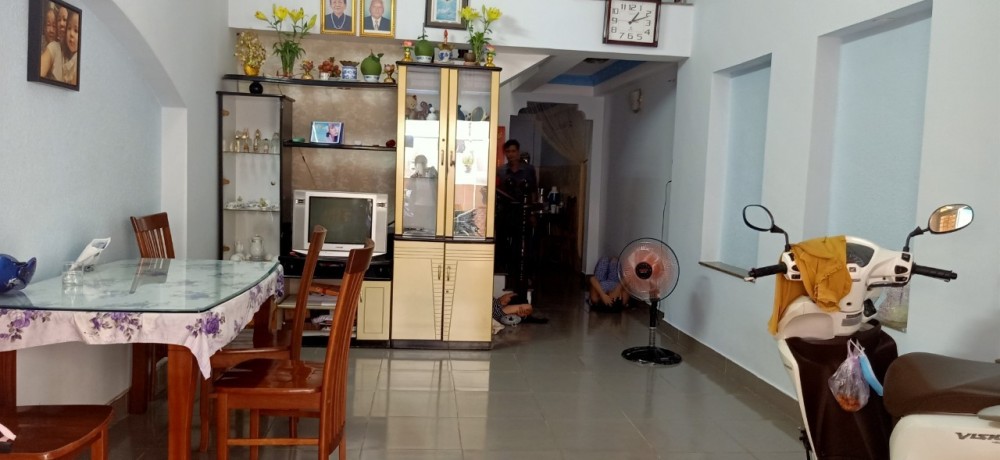 Hẻm xe hơi Xô Viết Nghệ Tĩnh, Ngay Hàng Xanh, 66m2, Nhà mới 4 tầng chỉ 85tr/m2