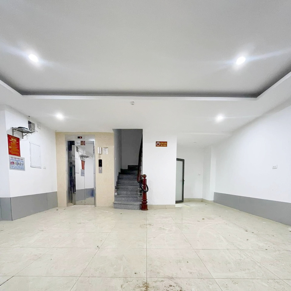 HIẾM Nhà Trần Quang Diệu 50m Phân lô Ô tô tránh Thông sàn kinh doanh Giá tốt