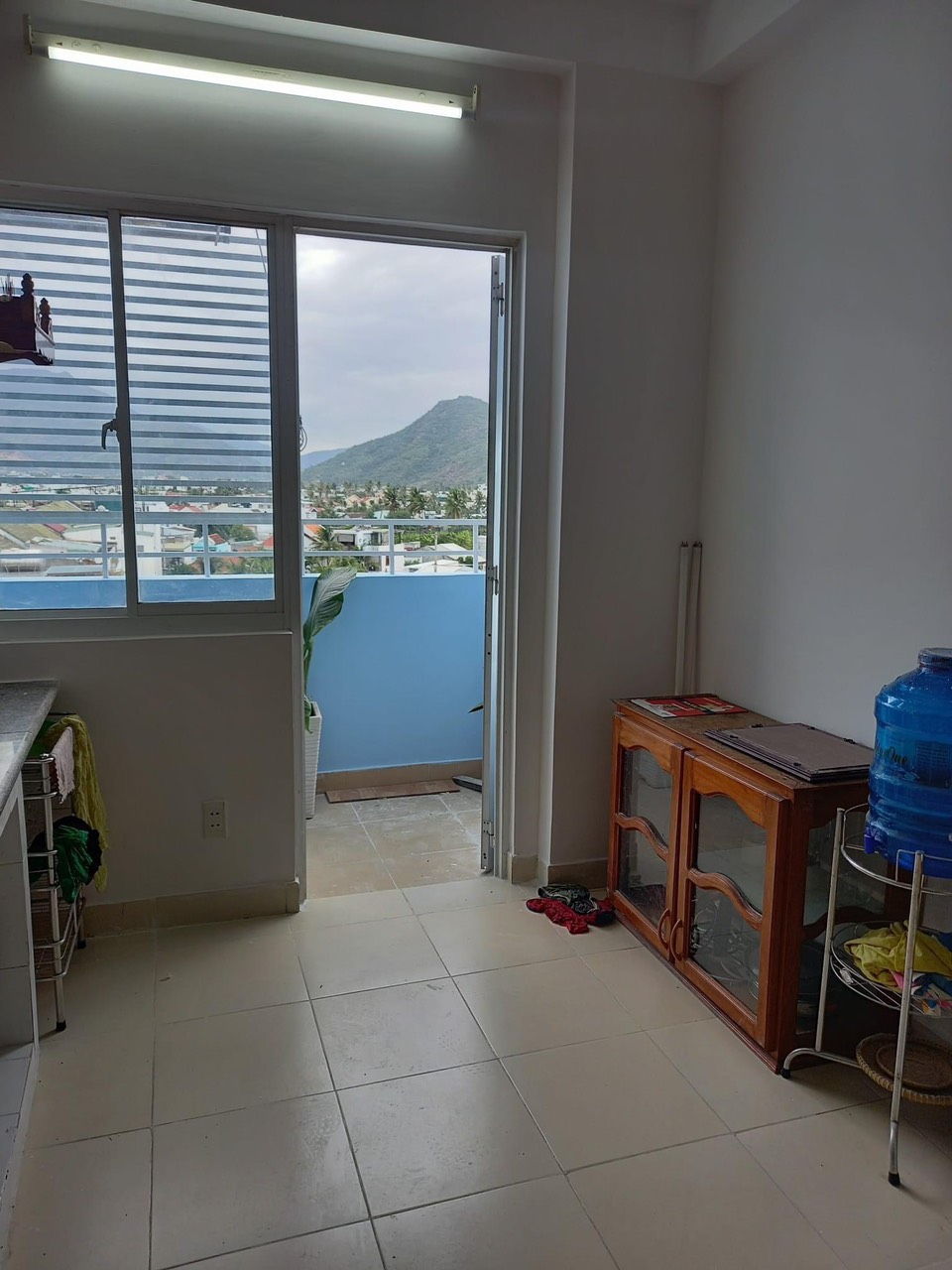 Bán gấp căn hộ 2pn CT4A KĐT Vĩnh Điềm Trung, Nha Trang sổ hồng trao tay chỉ 950tr