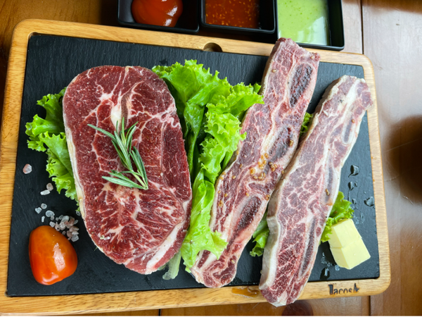 Các phần thịt nướng tại Bơ bán bò Đà Lạt được đánh giá cao về chất lượng bo-ban-bo-da-lat-4