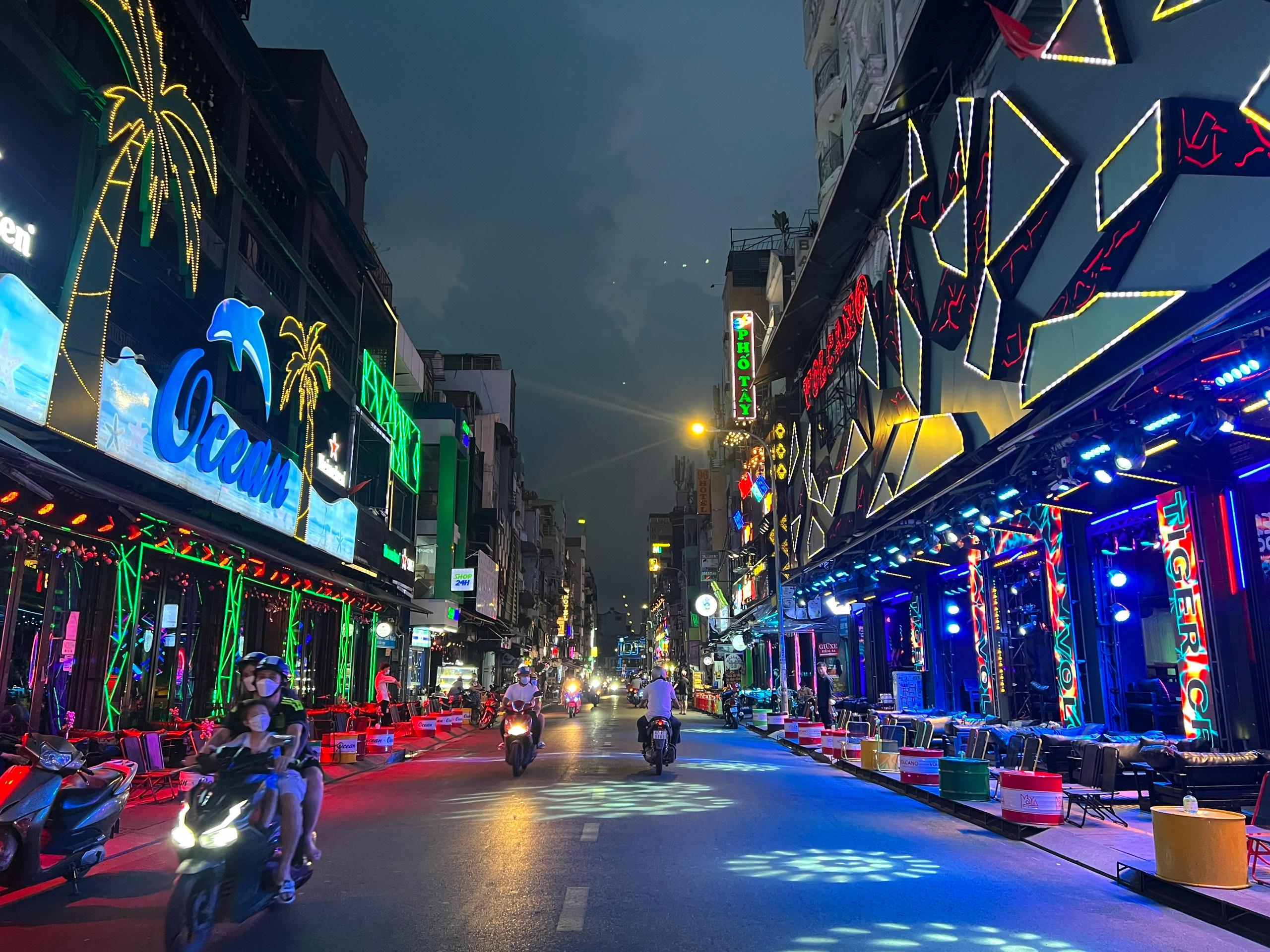 [SIÊU HIẾM Giá: 85 tỷ] Bán nhà 132-134 Đ.Bùi Viện, P.Phạm Ngũ Lão, Q.1