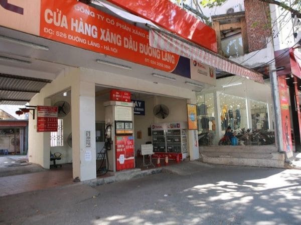Cây xăng đàng Láng cay-xang-duong-lang-2