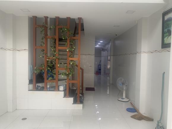 Chính Chủ gửi tin Cho thuê nhà nguyên căn - Địa chỉ: Bạch Đằng - Bình Thạnh