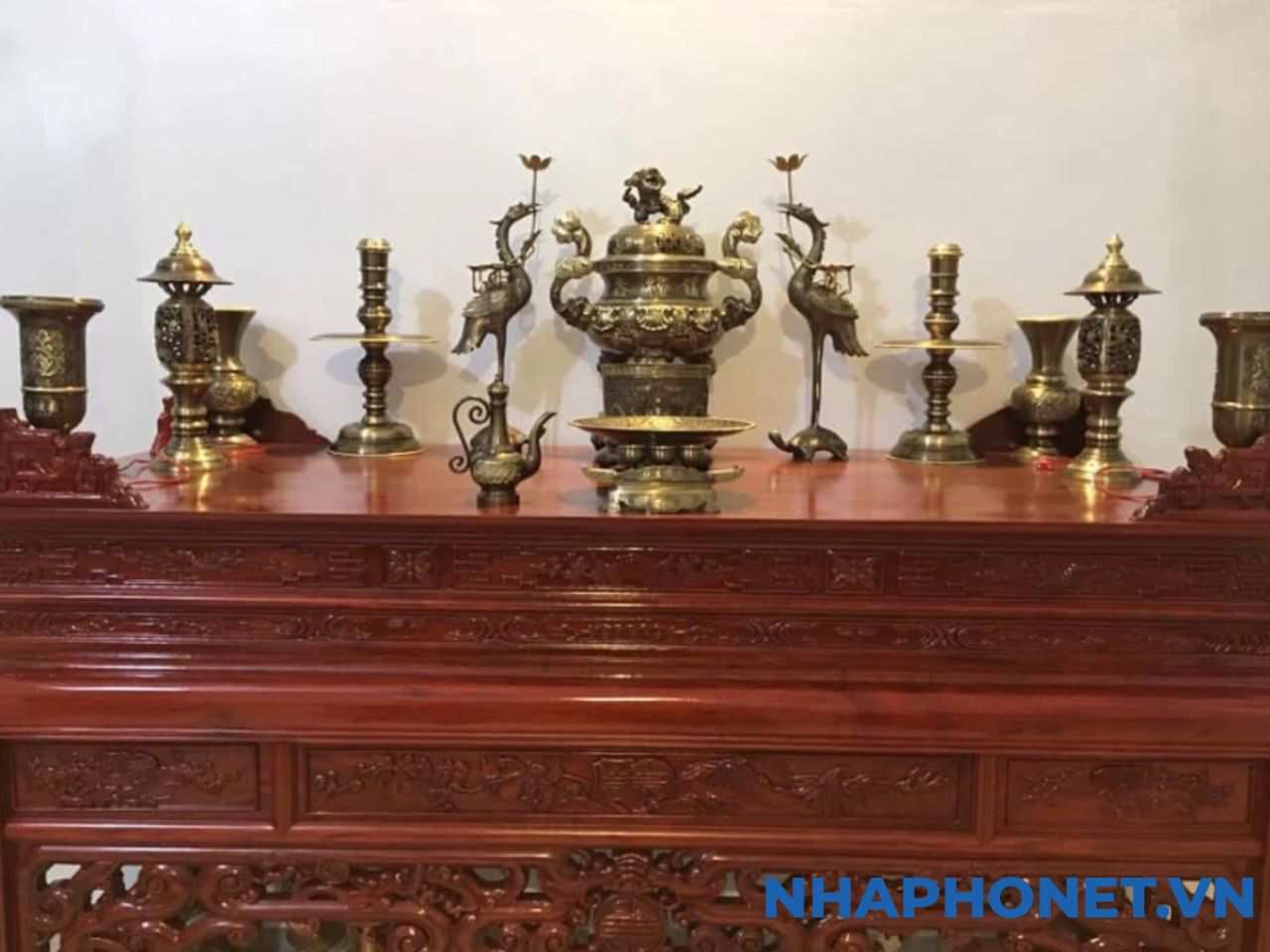 co-nen-de-dinh-dong-tren-ban-tho