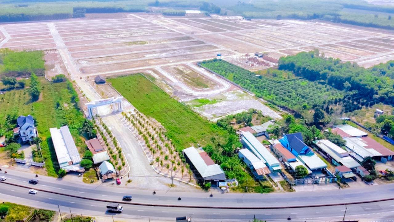 dat nen ngay trung tam trong diem phu giao 5275585 1