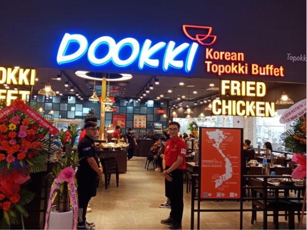 Nhà hàng Dookki tọa lạc tại Vincom Center Trần Duy Hưng dookki-vincom-tran-duy-hung-1