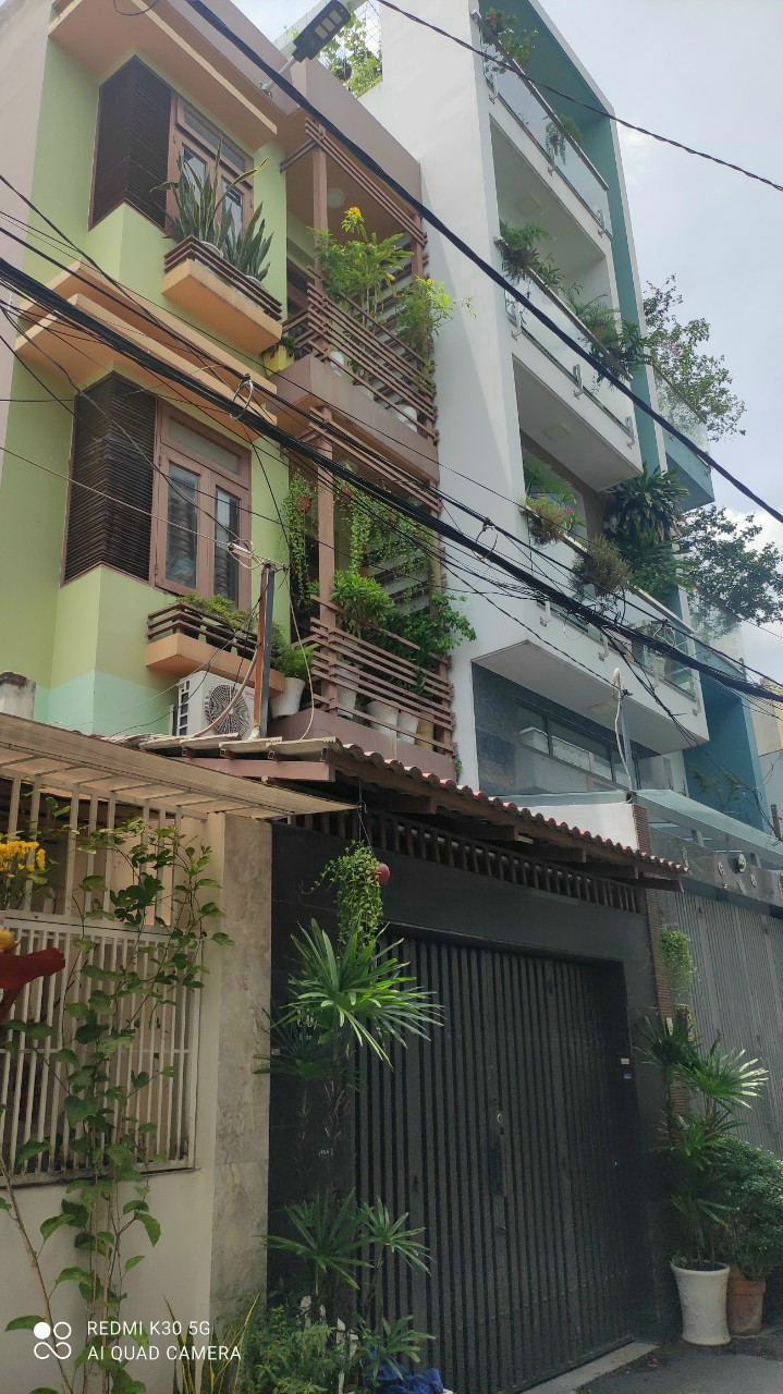 Bán Nhà HẺM XE HƠI - Dương Quảng Hàm, P.5, 4x15m, 3 tầng,