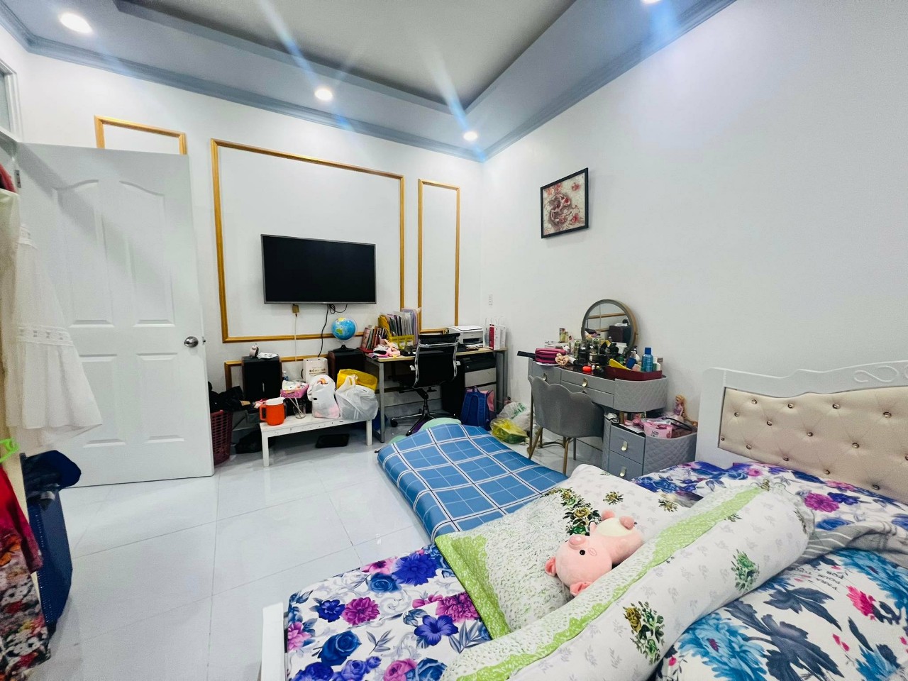 Bán nhà đường Hoàng Hoa Thám quận Bình Thạnh diện tích 94 m2 giá thương lượng.