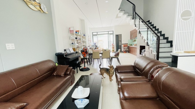 Bán nhà Nguyễn Thượng Hiền, Phường 6, Quận Bình Thạnh, Dt 62m2, Tặng nội thất. Giá nhỉnh 7 tỷ