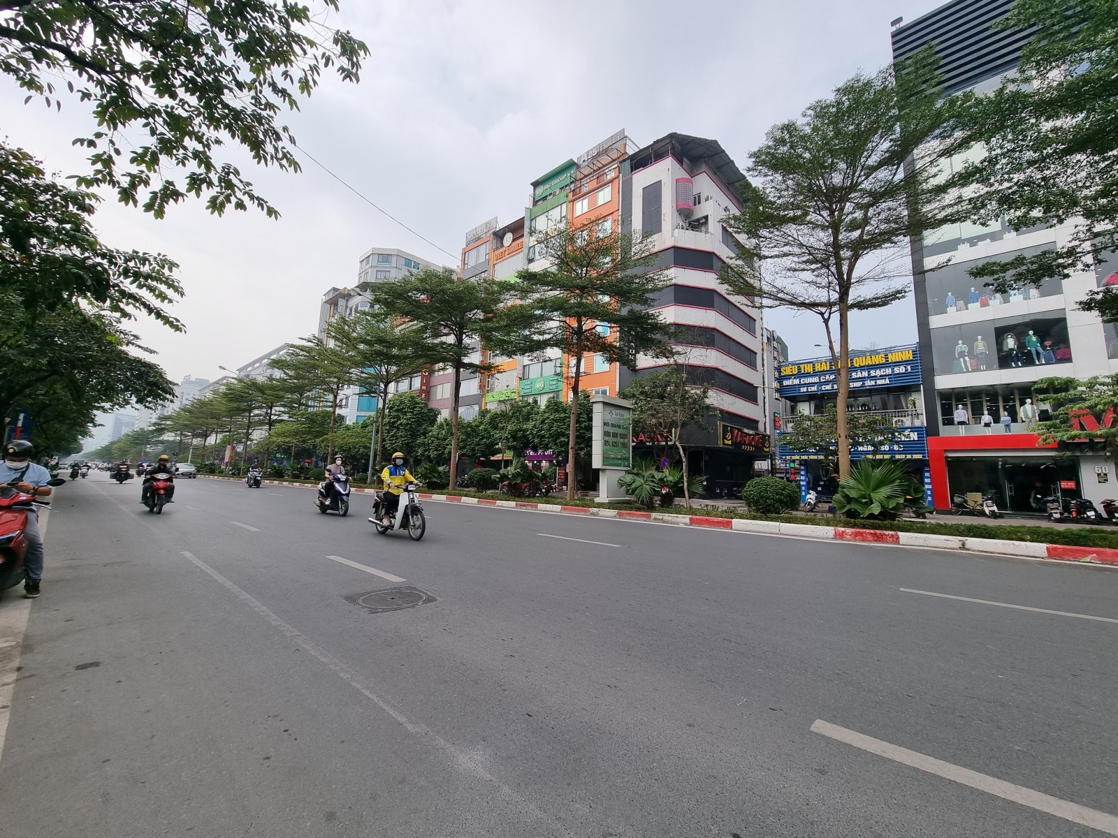 BÁN NHÀ PHẠM THẬN DUẬT ,45M2X4T,Ô TÔ ,KINH DOANH VĂN PHÒNG GIÁ 7.8 TỶ