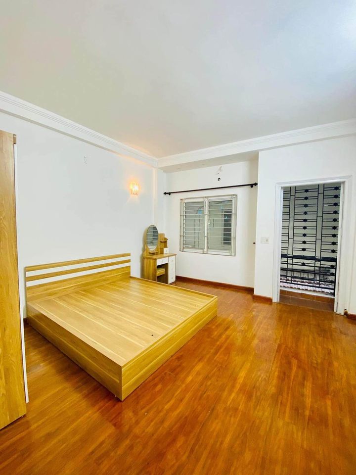 BÁN NHÀ MINH KHAI, Ở LUÔN, TẶNG FULL NỘI THẤT, 40M RA Ô TÔ ĐỖ, 35M2 GIÁ CHỈ 3.5 TỶ