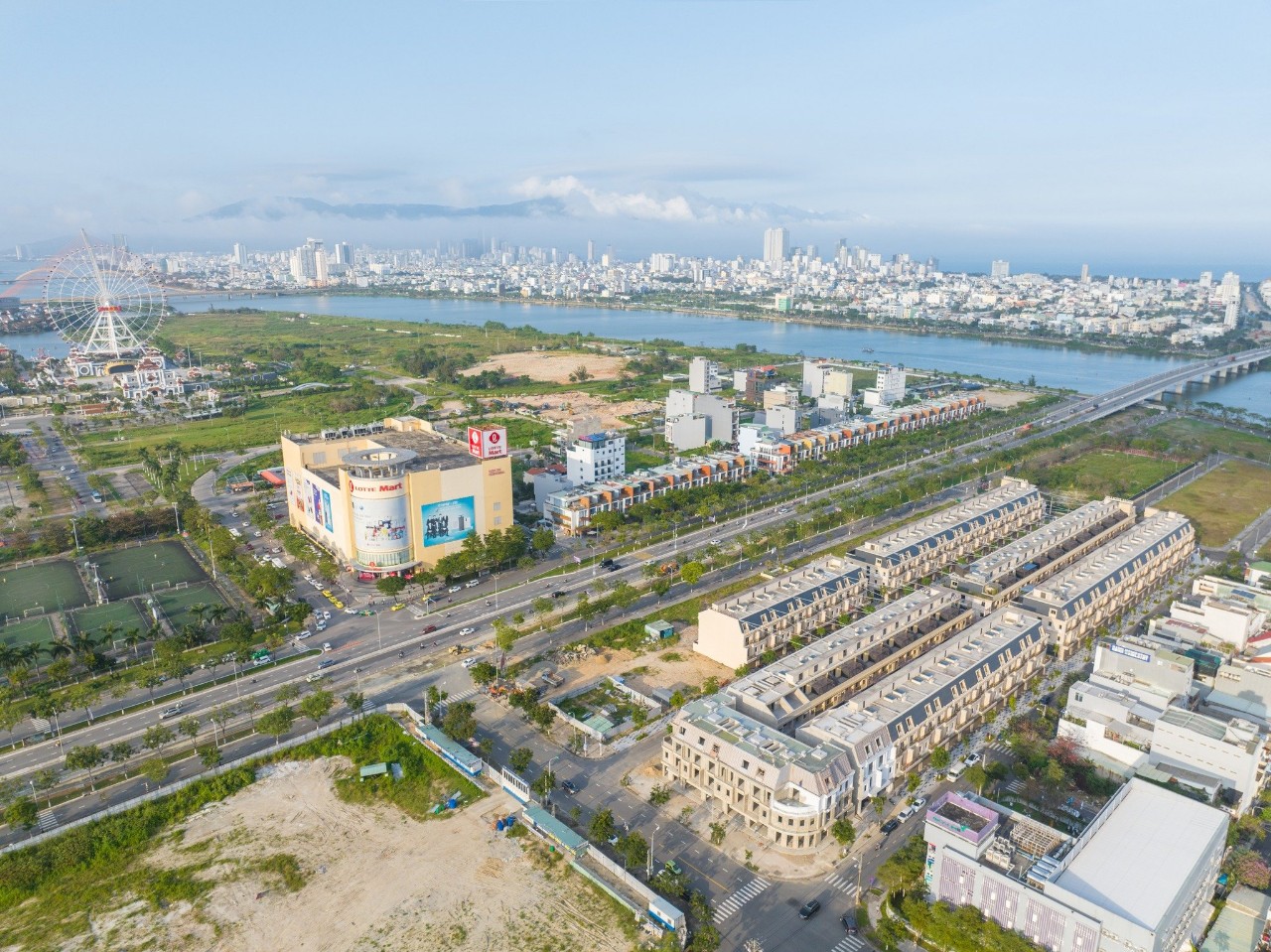 Regal Pavillon Shophouse 5 sao TT Hải Châu, Ck 28%, Vay 70%, hỗ trợ LS 24 tháng