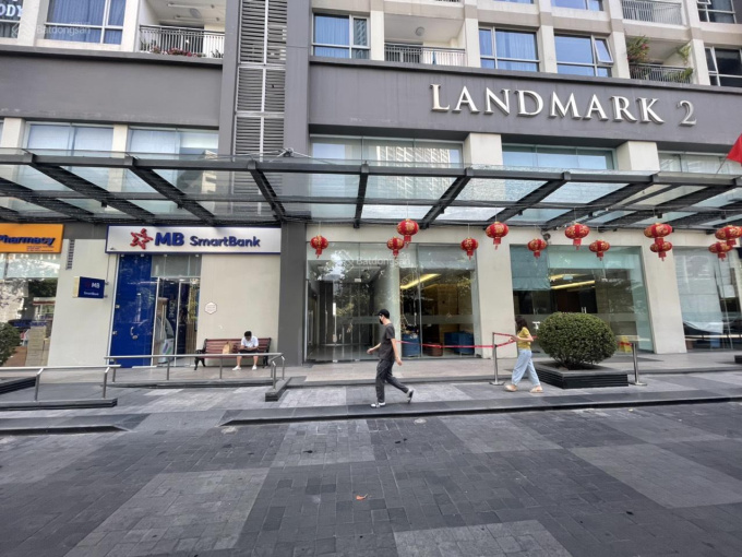 Bán căn hộ 95m2 căn 3 phòng ngủ tòa Landmark 2 Vinhomes Central Park giá tốt