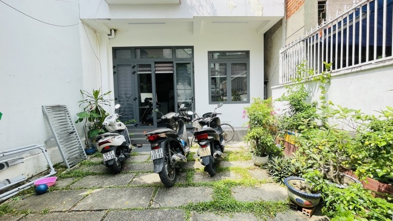 GIẢM 4.5 TỶ-BÁN NHÀ HXH KHU VIP PHAN XÍCH LONG PHÚ NHUẬN-101m2-2Tầng- Còn 12 tỷ nhỉnh