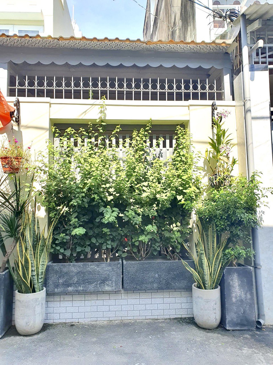 KẾ BÊN CÂN NHƠN HÒA, QL13 DT 52M2 - HẺM XE HƠI VÀO NHÀ CHỈ 3.5 TỶ