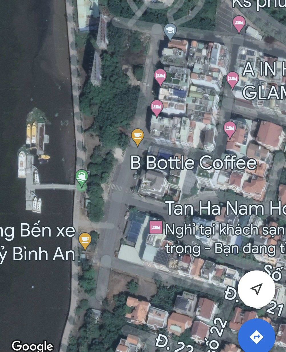 700m2