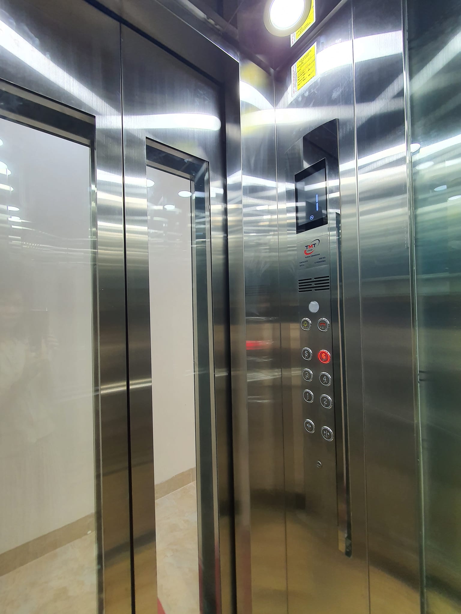 Nhà đẹp p/lô víp!! Nguyễn Ngọc Nại ngay ngã Tư Sở 60m2, 8 tầng thang máy KD đỉnh, mà giá chỉ 10.5 tỷ