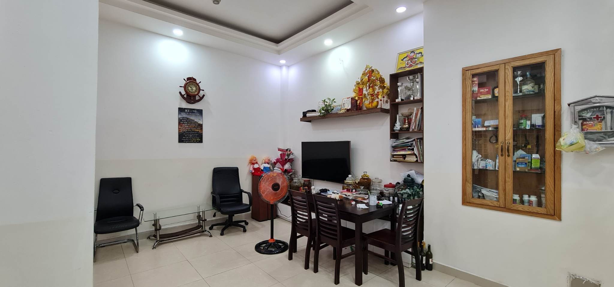 Bán nhà Mặt Tiền Đào Duy Anh, Phường 9, Phú Nhuận, 86m2, 3 Tầng, 13 Tỷ X