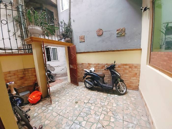 BÁN NHÀ TÂY SƠN - ĐỊA CHỈ MẶT PHỐ - DÂN XÂY - NHÀ KIỂU BIỆT THỰ CÓ SÂN