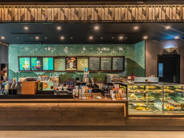Menu của Starbucks Vincom Trần Duy Hưng vô cùng đa dạng starbuck-tran-duy-hung-3