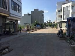 CHO THUÊ KHO XƯỞNG HÀ ĐÔNG - HÀ TRÌ - 100M GIÁ 6TR -PHÂN LÔ VỈA HÈ - ĐƯỜNG 16M