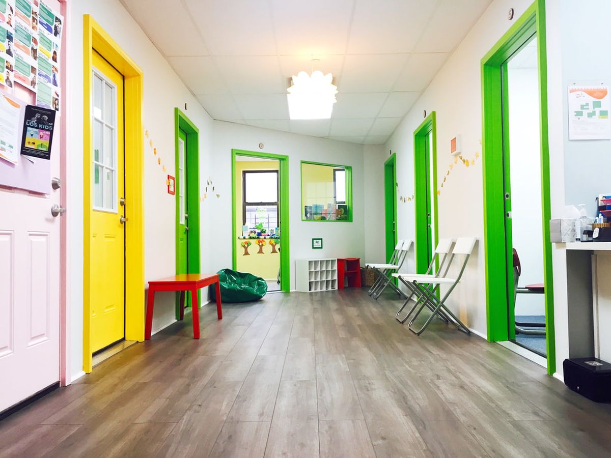 Nhà mặt tiền hơn 6m Tống Phước Phổ - 12 tr/tháng