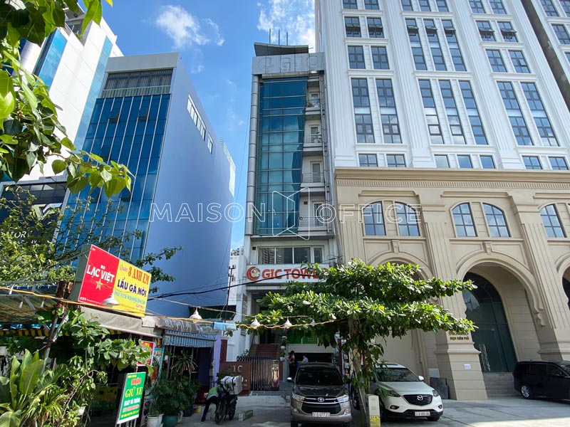 Cần tiền bán gấp nhà đường Trần Quang Khải, Quận 1, Dt: 4.8*20 nở hậu 5m, Gía 50 Tỷ .